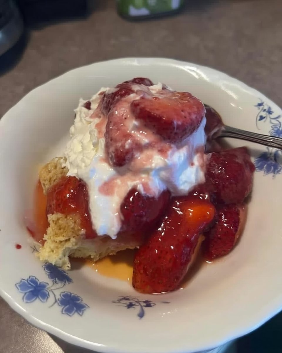 Old-Fashioned Strawberry Shortcake 13 Pastry blender cutting cold butter into flour